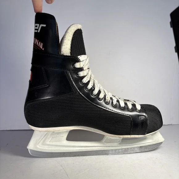Size 11 D Bauer International 88 Canstar Ice Hockey Skates - Picture 8 of 9